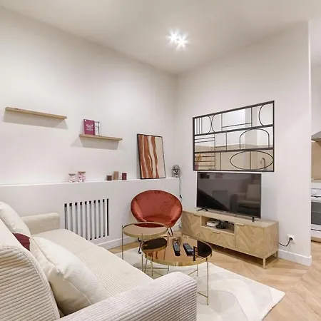 Cambodia Pere Lachaise Cosy 2p Appartement